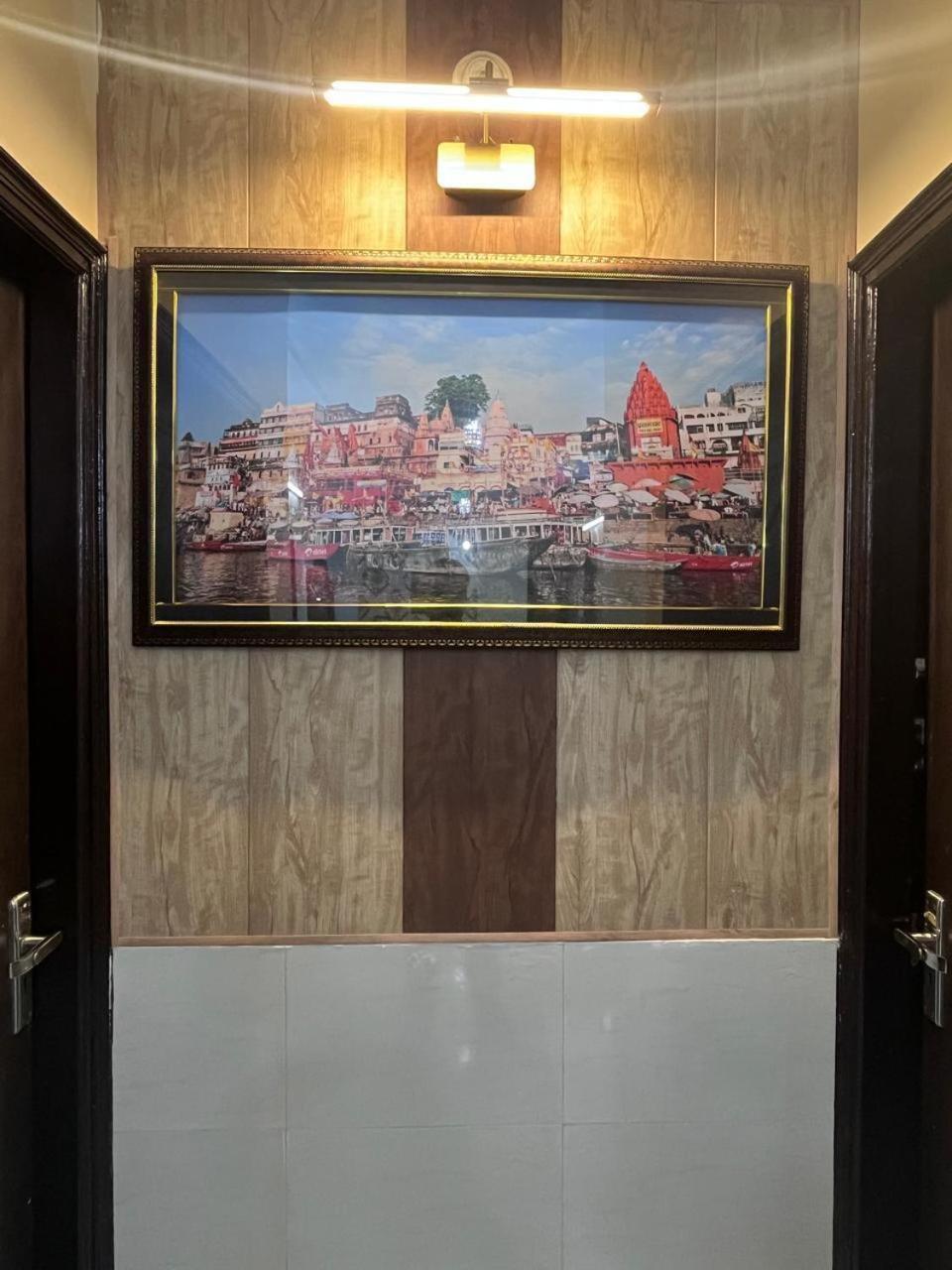 Kashi Anadam Bnb Варанаси Екстериор снимка