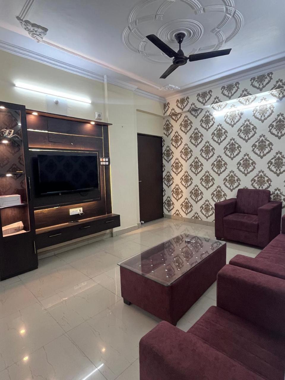 Kashi Anadam Bnb Варанаси Екстериор снимка