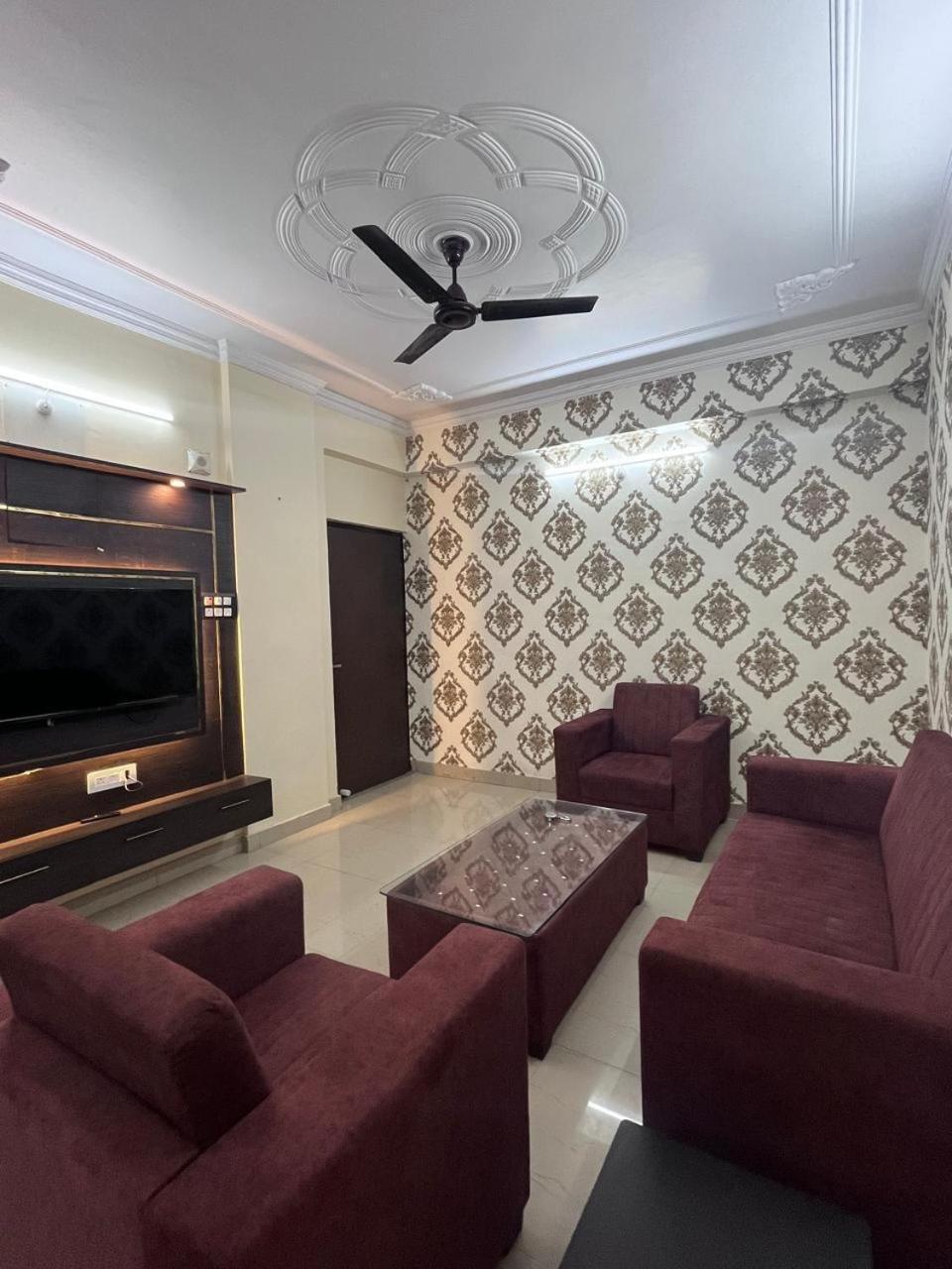 Kashi Anadam Bnb Варанаси Екстериор снимка