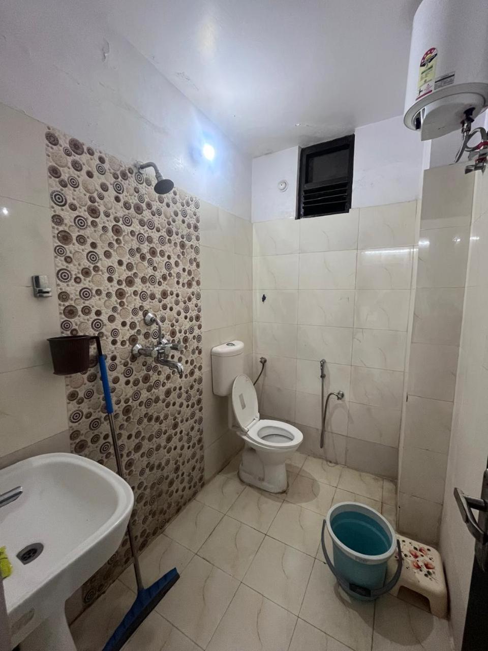 Kashi Anadam Bnb Варанаси Екстериор снимка