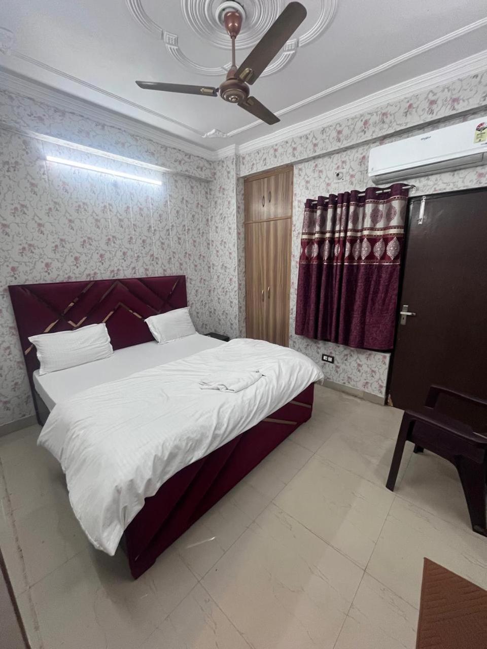 Kashi Anadam Bnb Варанаси Екстериор снимка